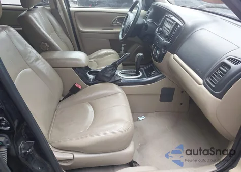 2005 Mazda Tribute S z USA, uszkodzony, nr VIN 4F2CZ06185KM25576